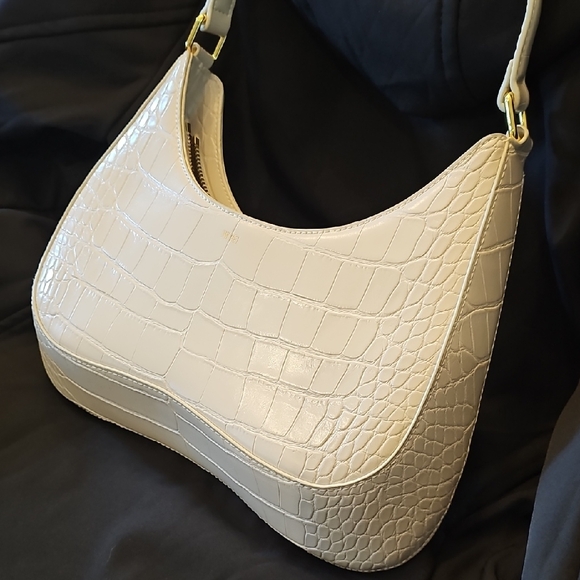 JW PEI Croc Embossed White, Gold Hardware, Ruby Shoulder Bag Purse - Picture 12 of 12